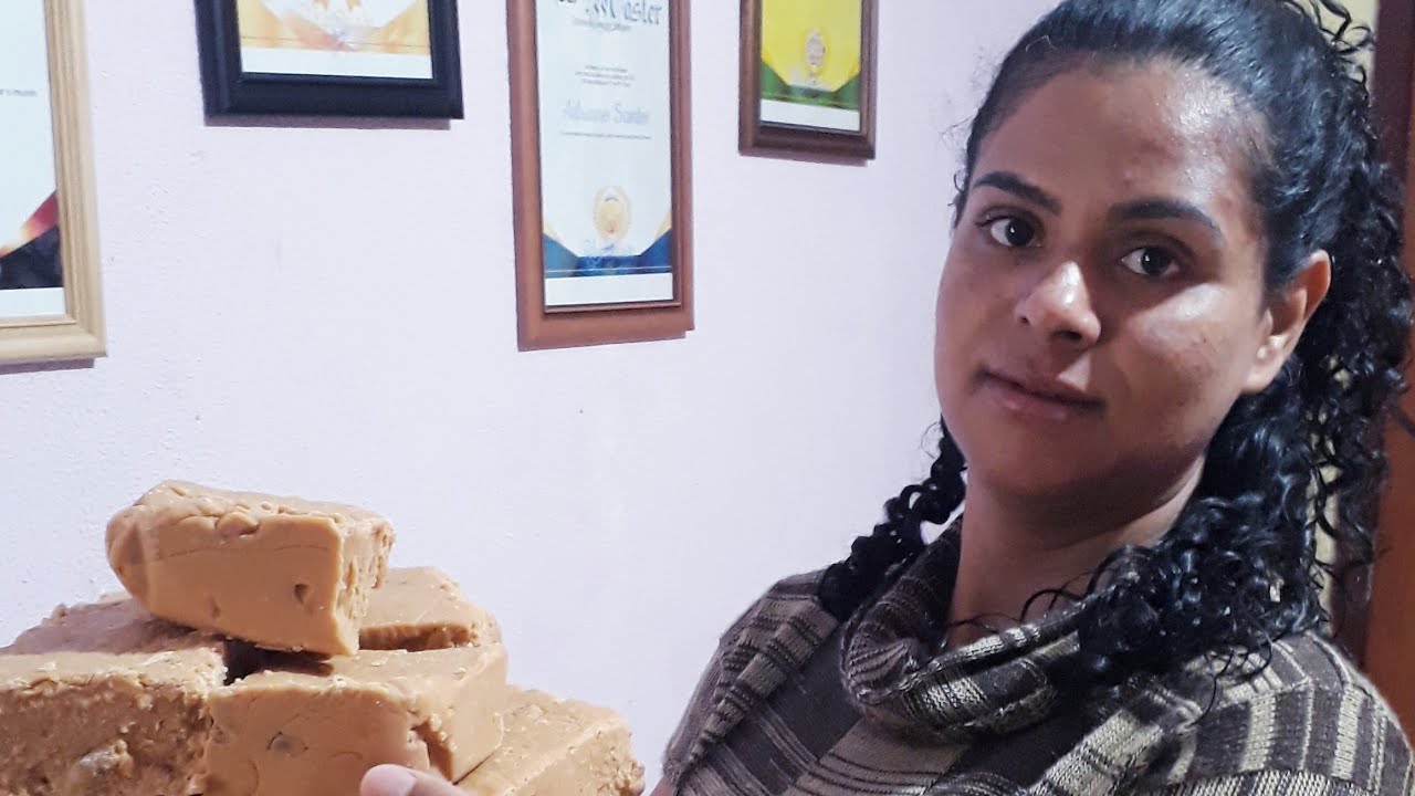  Doce de leite com  amendoim