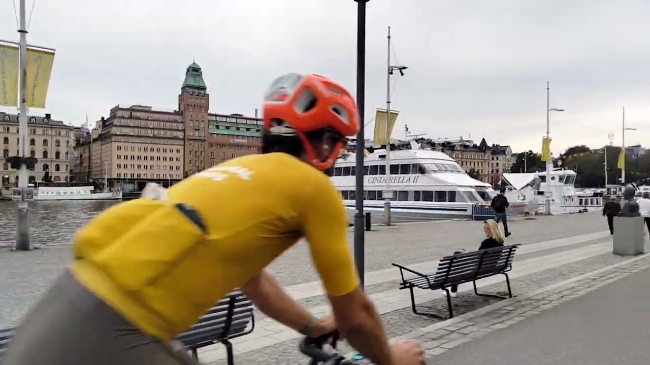 Crazy Cycling in Stockholm City, Sweden #Sweden #stockholm #cyclinglife #vlog #europe #life #solo