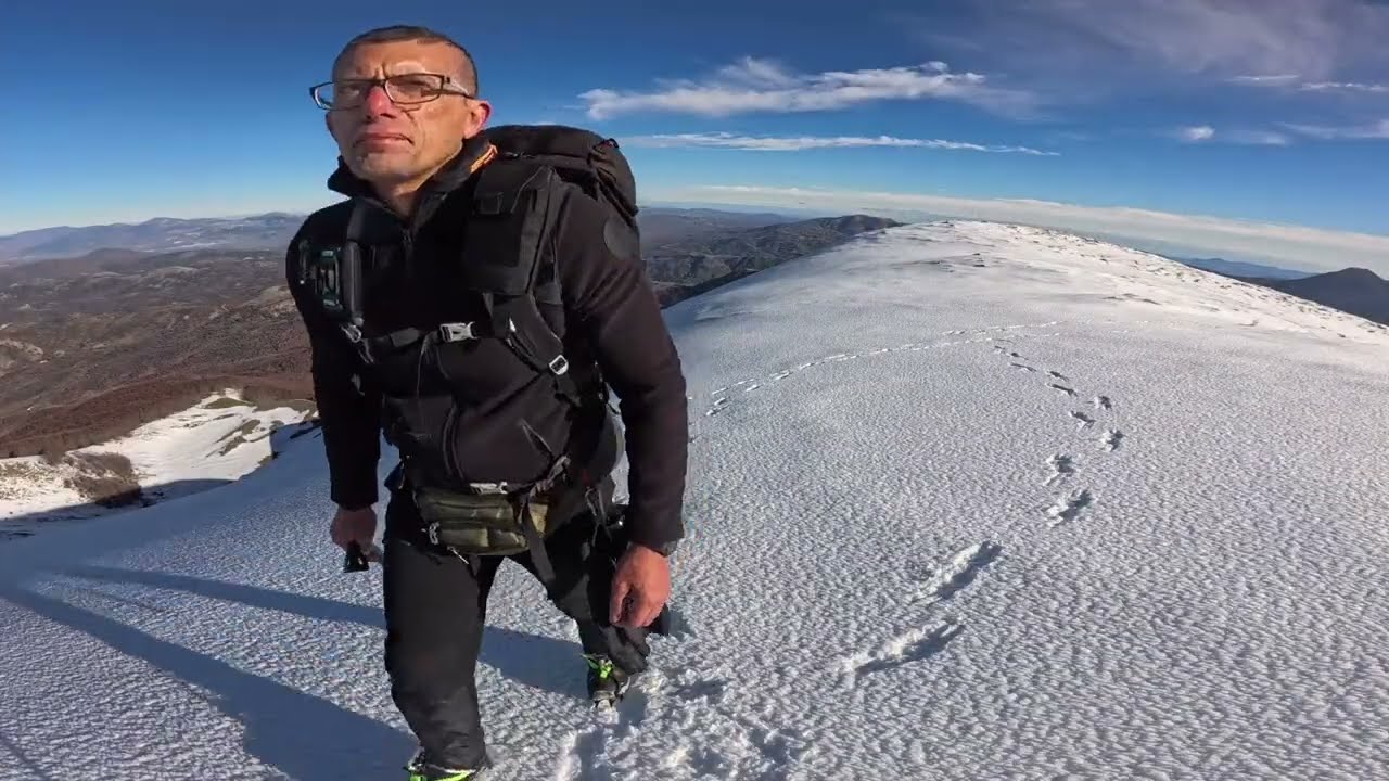 Trekking monte Papa (2005 mt) e Santuario della Madonna del Sirino dal lago Laudemio