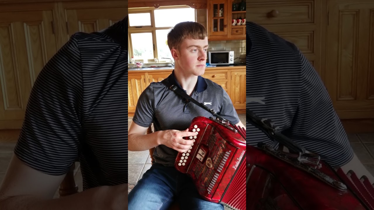 Flanagan meets O Hanlon /The Stack of Barley/The Milky Way (Barndances/Reel)