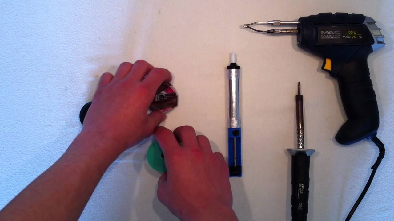 Utiliser un fer &agrave; souder - Astuce bricolage - Souder avec un fer