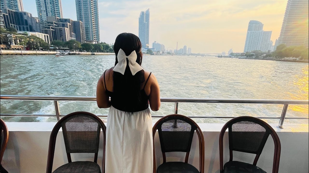 SmallGirlTalk is live - Bangkok river cruising