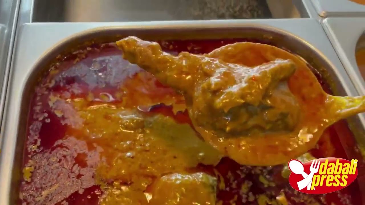 le restaurant Fast-food avec la  nourriture ivoirienne et africaine