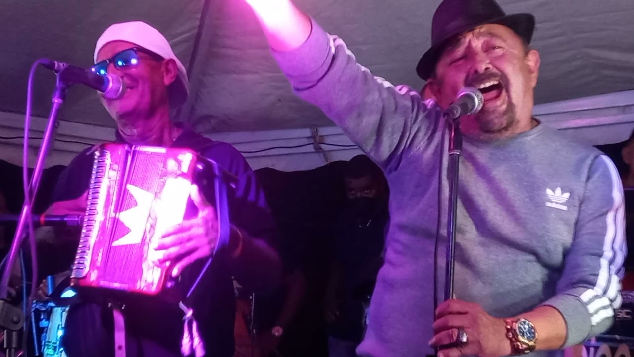 la cochina negra en vivo fran velazque y Antonio mandaleno 15/11/2021 renovación vallenata