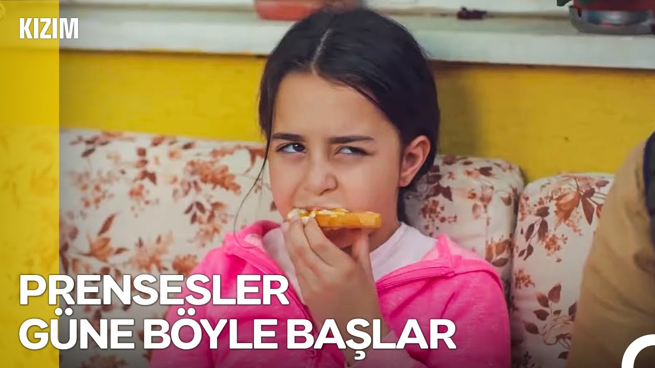 Öykü 1 Saat Boyunca Ballı Ekmekli Kahvaltı Yapıyor - Kızım