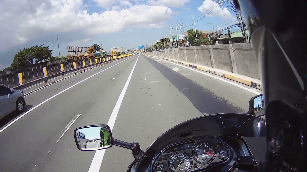Kawasaki ZZR 1100 A little bit of fun