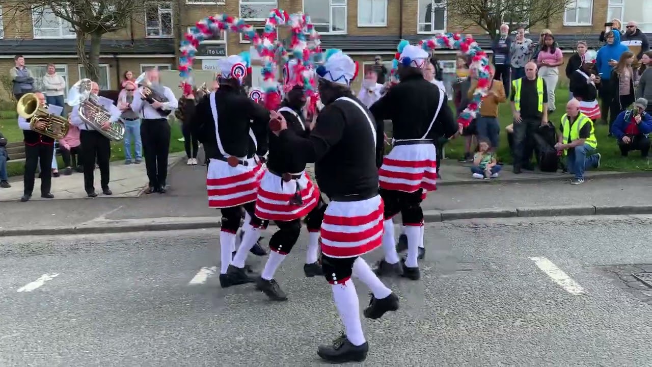 Bacup Britannia Coconut Dancers 4