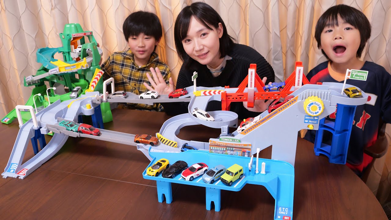 トミカ2wayにぎやか高速どうろ