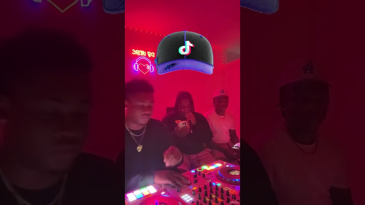 DJ VIBE X FREEMIX AND DJ VALDY FULL LIVE DERAN SAN PRAN SOUF