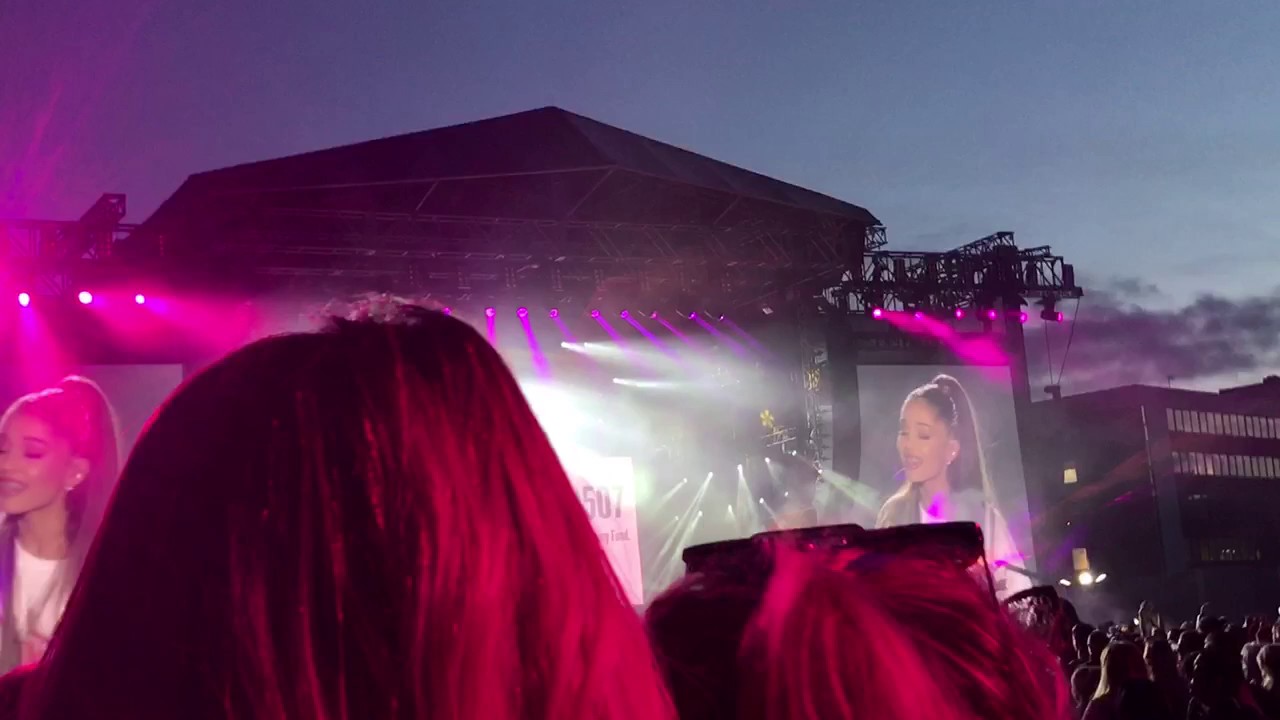 Ariana Grande ONE LAST TIME AND SOMEWHERE OVER THE RAINBOW Live @ ONE LOVE MANCHESTER