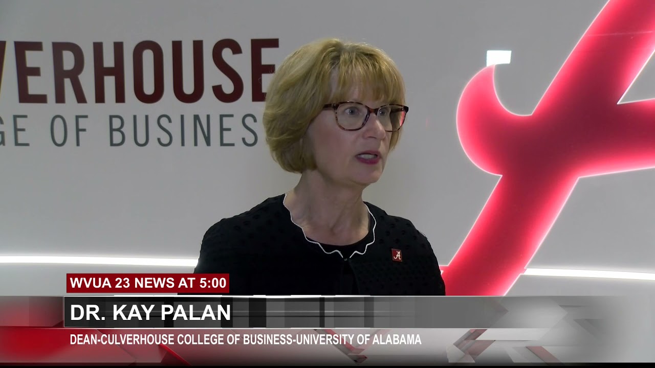 Alabama College of Business hosts ribbon-cutting for new hall