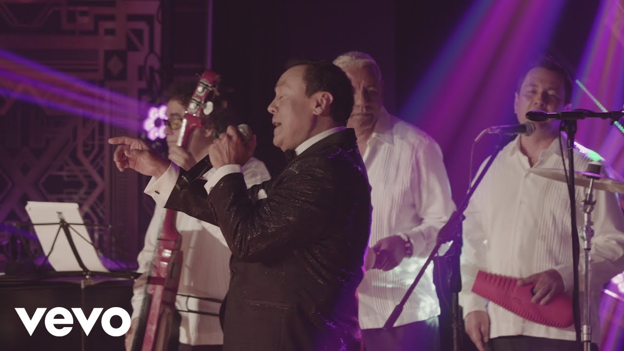 Carlos Cuevas - Irresistible (En Vivo)