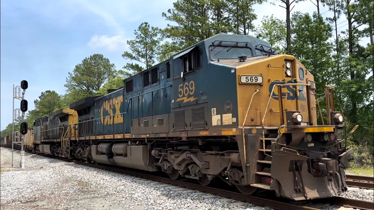 CSX AC44CW 569 Leads Train L743-04 at Sandy Ford Road