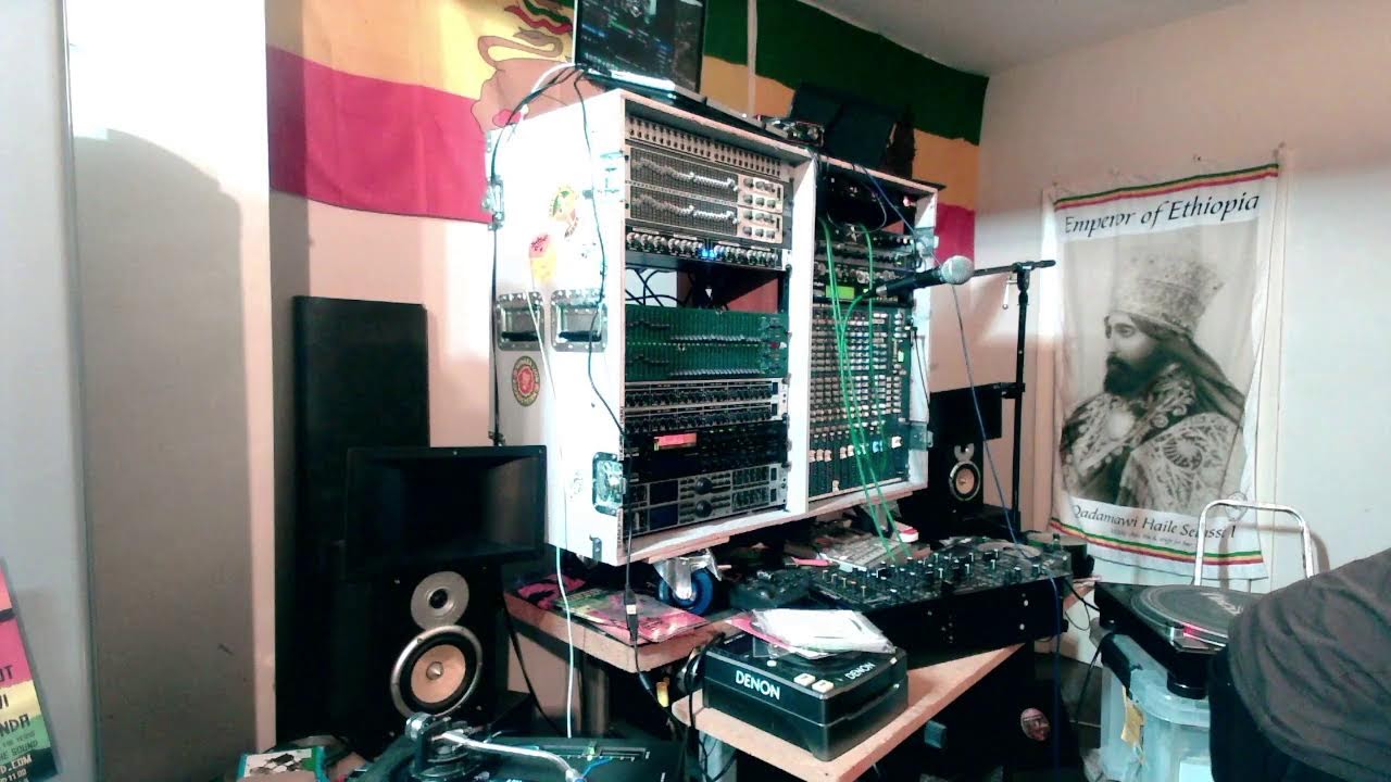 RAS TENDA's ROUNDBEAT SHOW