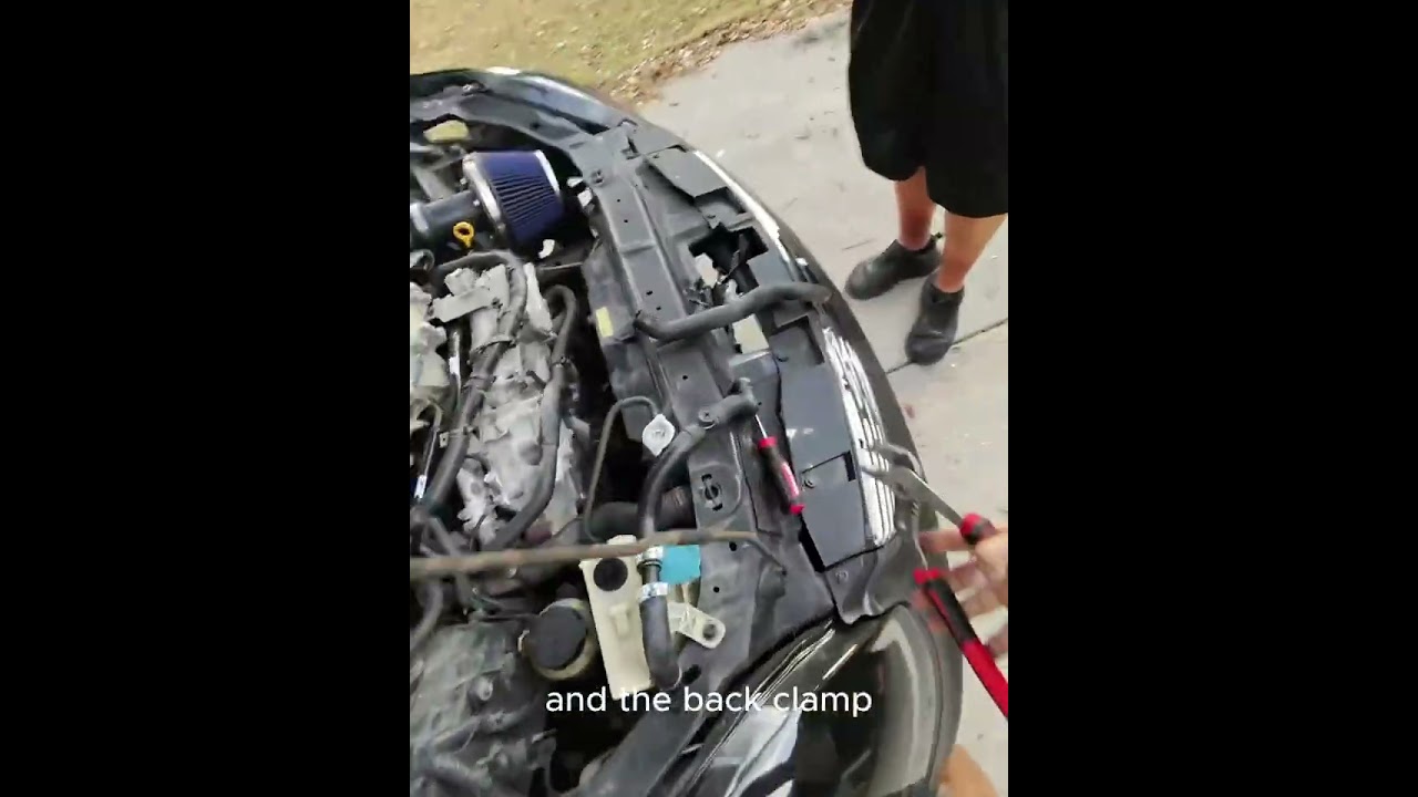 2004 Infinity G35 Heater Hose Replacement