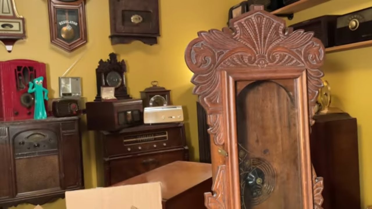 Я купил эти несчастные часы New Haven на аукционе по продаже имущества...