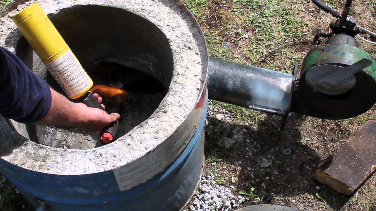 Diesel burner furnace - first run.