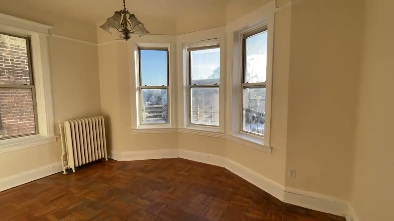 **96 W 33rd St, Bayonne, NJ Apt #41E - $2,000**
