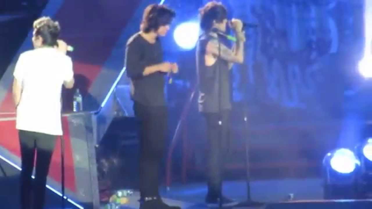 One Direction - You & I (Düsseldorf, Germany) HD