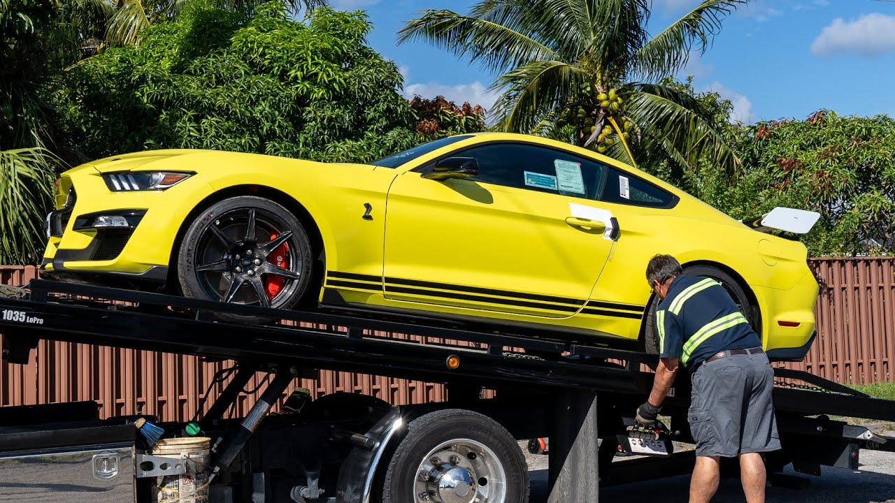 Why Did This GRABBER YELLOW 2021 GT500 Just Show Up at the Shop? | Carbon Track Pack with 6 Miles!