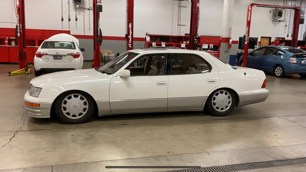 Installing the Junkyard UCF10 Godspeed Coilovers on our UCF20 LS400