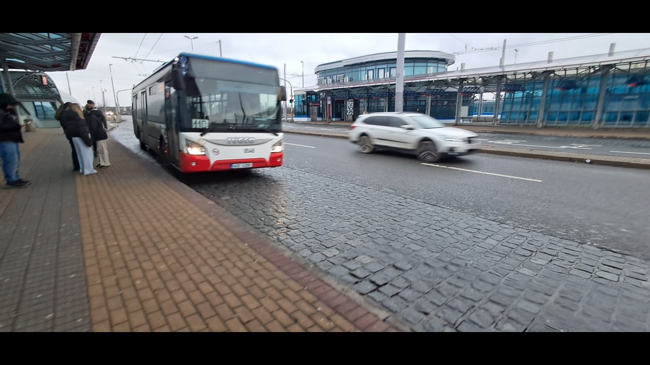Linka 110 v úseku Dolní Počernice - Třeboradický hřbitov