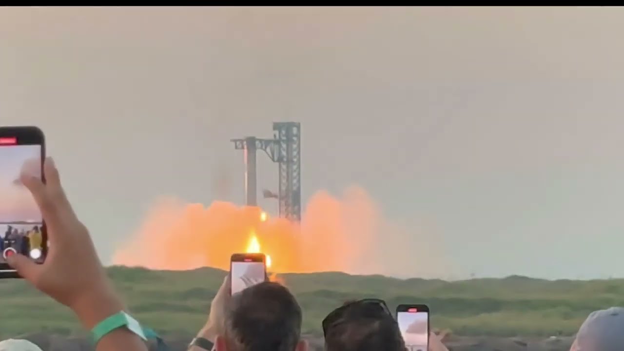 Starship BOOSTER returns to launch site!  See and feel the Sonic Boom!  Witness a Perfect Catch!