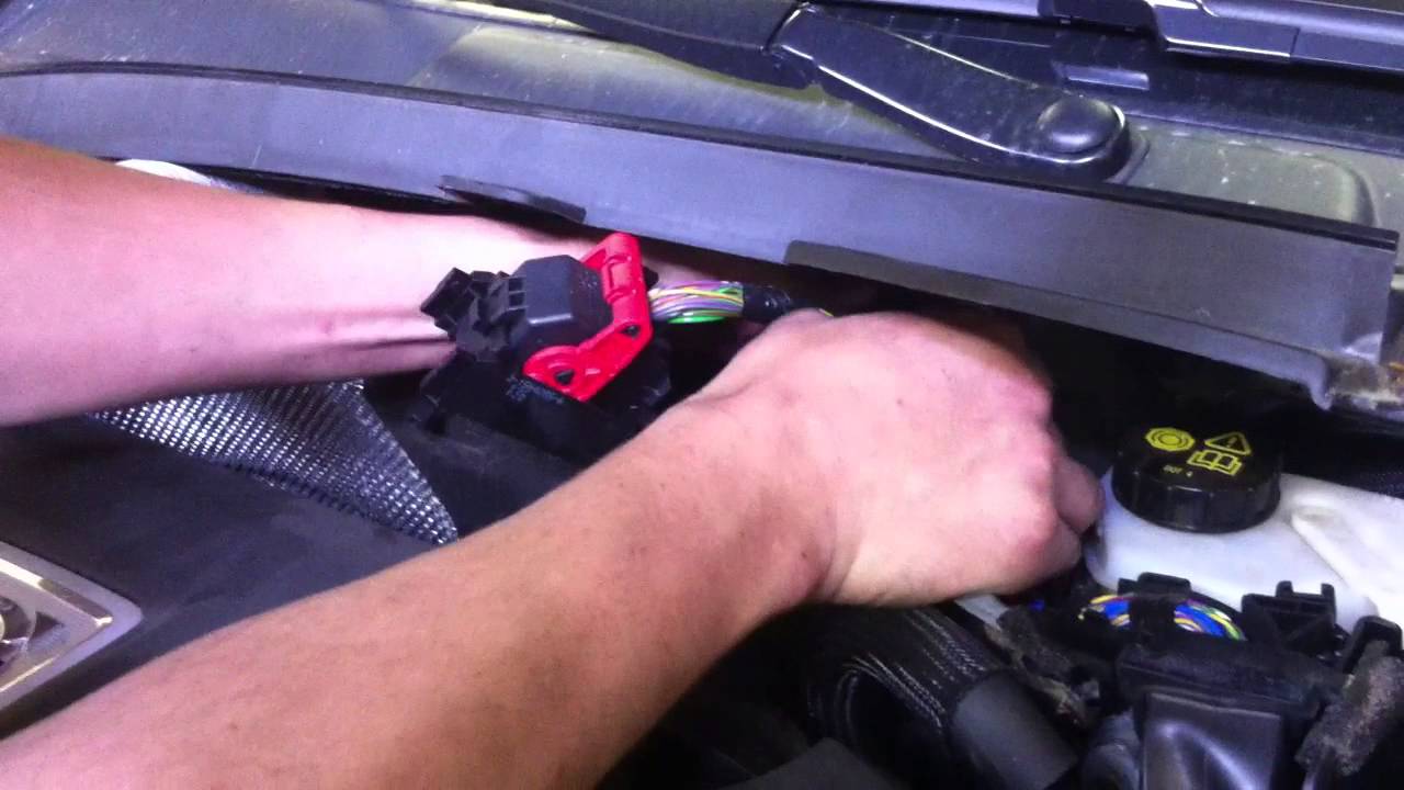 volvo xc60 ecu remove