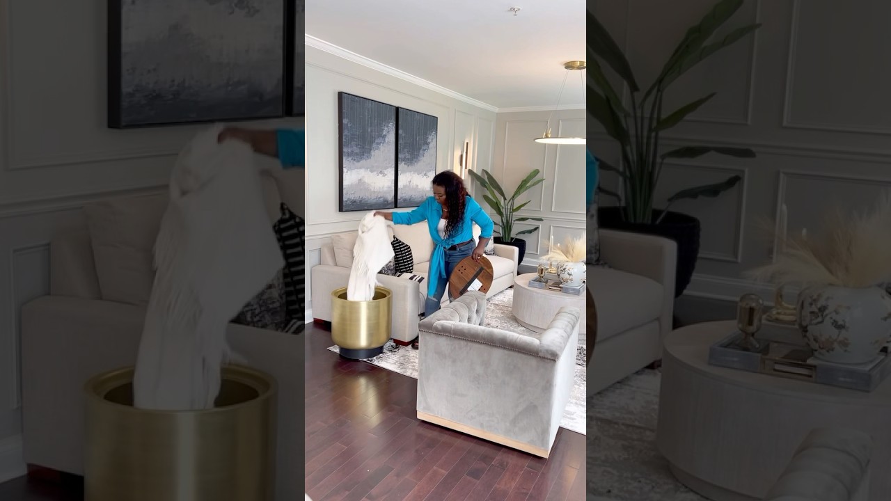 Both stylish & functional - this end table is a game changer 🙌🏾 #interiordesign #storagesolutions