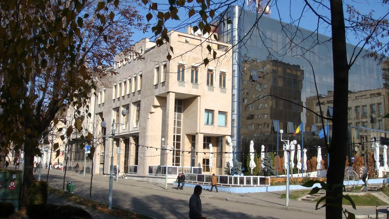 DROBETA TURNU SEVERIN ORASUL MEU   CONSTRUCTII PUBLICE + NR  4 DIN 12 AVI VIB