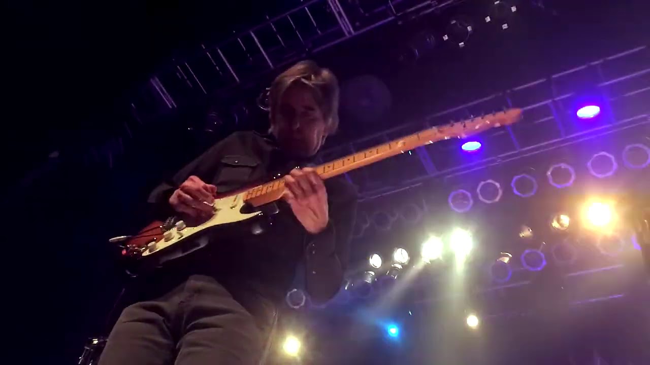 Eric Johnson - 