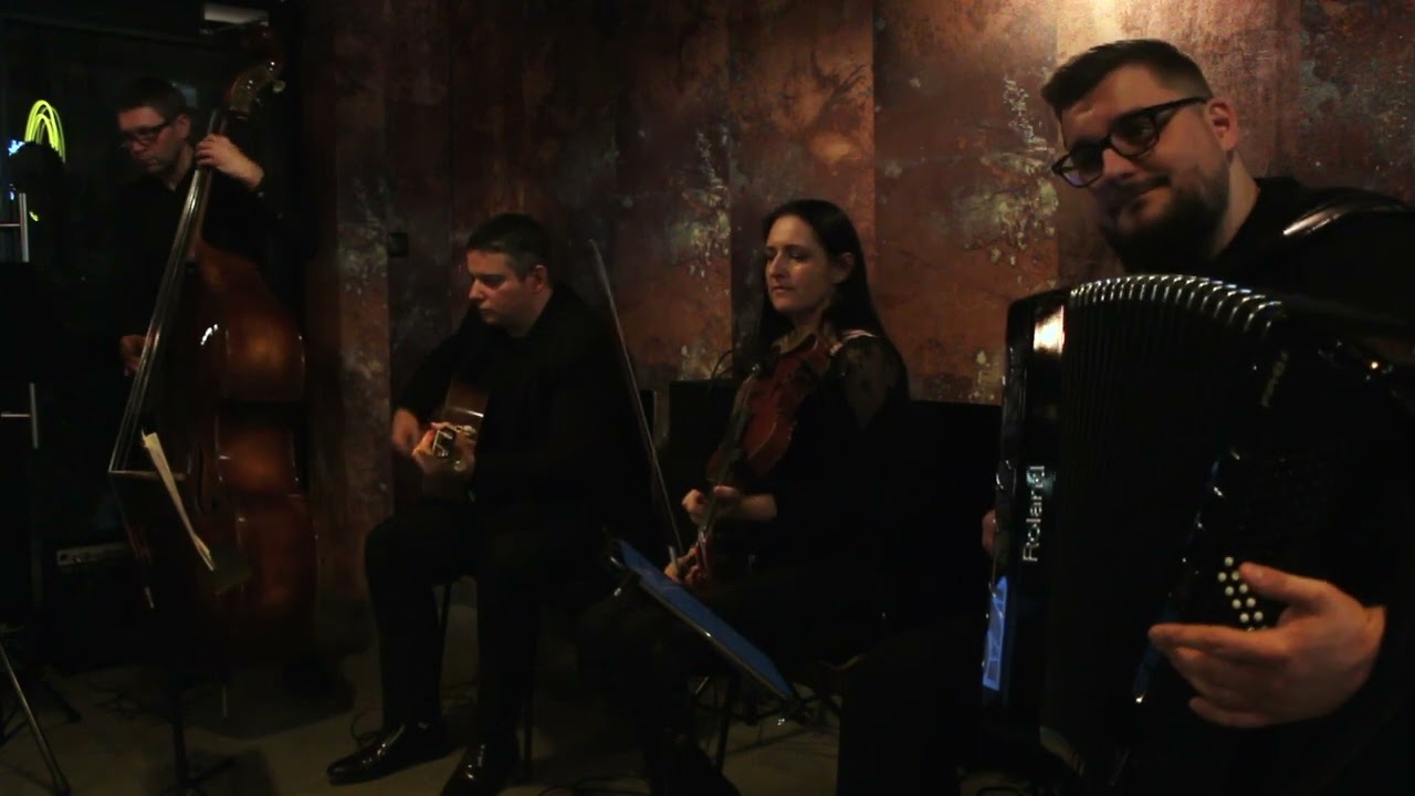 Midnight In Moscow - Paris Club (gypsy Jazz)