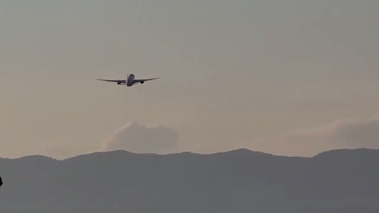 大阪伊丹空港　豊中つばさ公園　ma-zika✈️　に行ってみたら最高に楽しかった(⁠≧⁠▽⁠≦⁠)(⁠≧⁠▽⁠≦⁠)