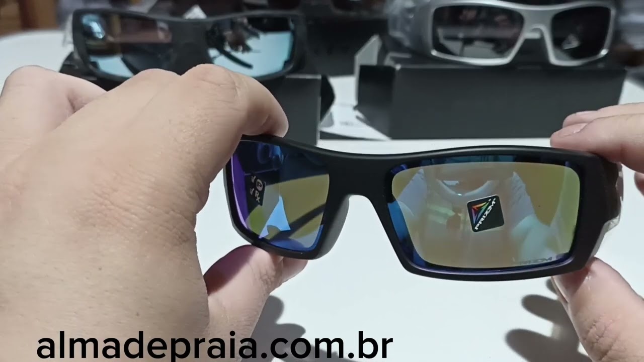 LINHA DE ÓCULOS OAKLEY GASCAN NA ALMA DE PRAIA
