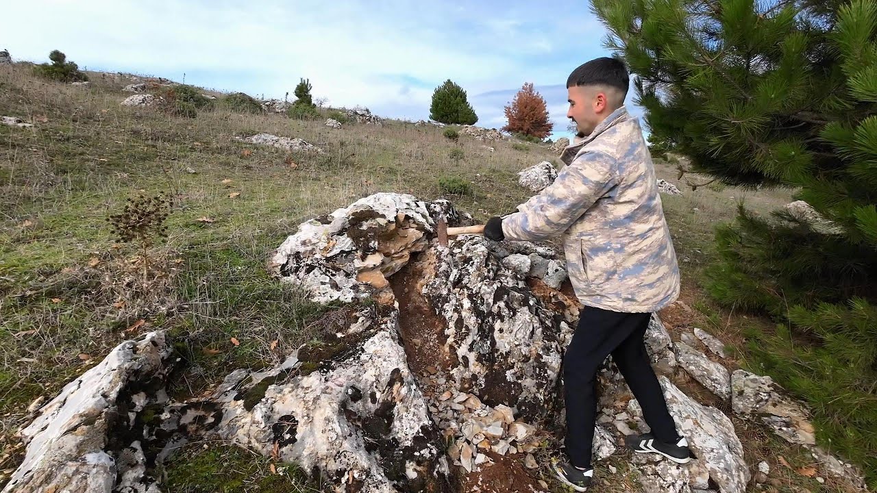 Eşkiyaların Zirveye Yaptıkları Define Kasasını Patlattık...!!!