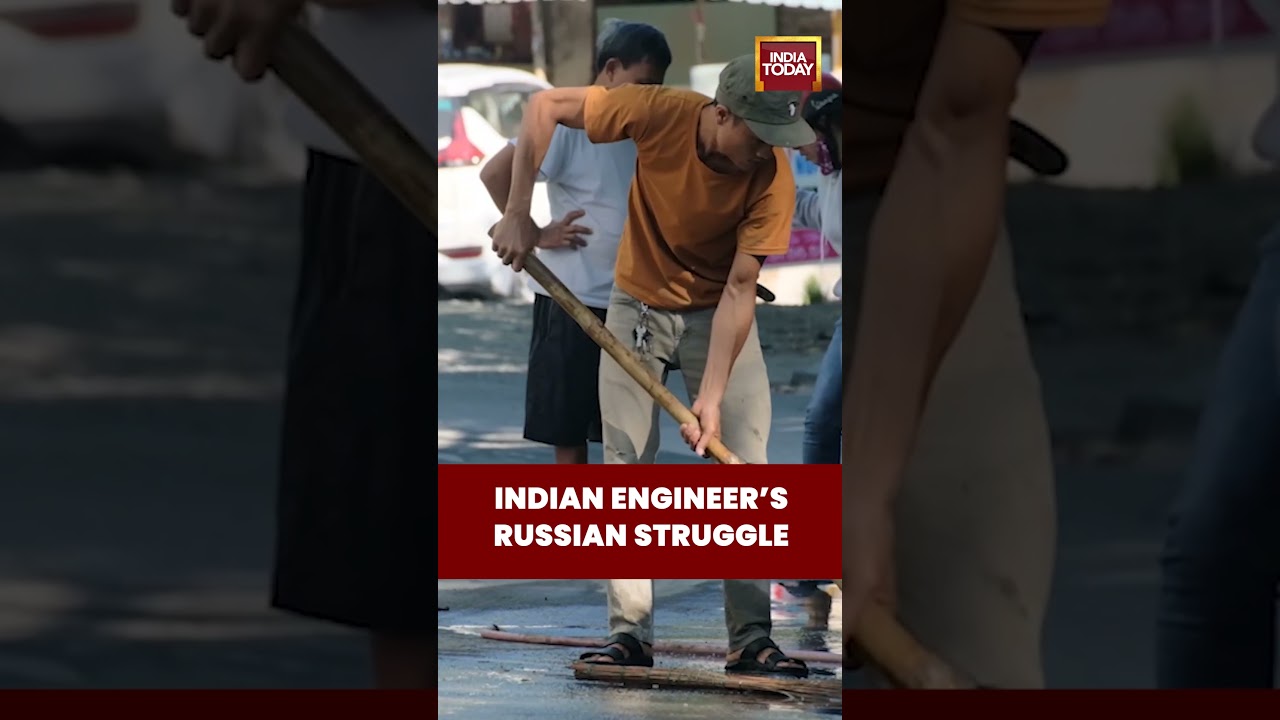 Video Video: Meet Mukesh Mandal, Indian techie who earns Rs 1 lakh a month as sweeper in Russia