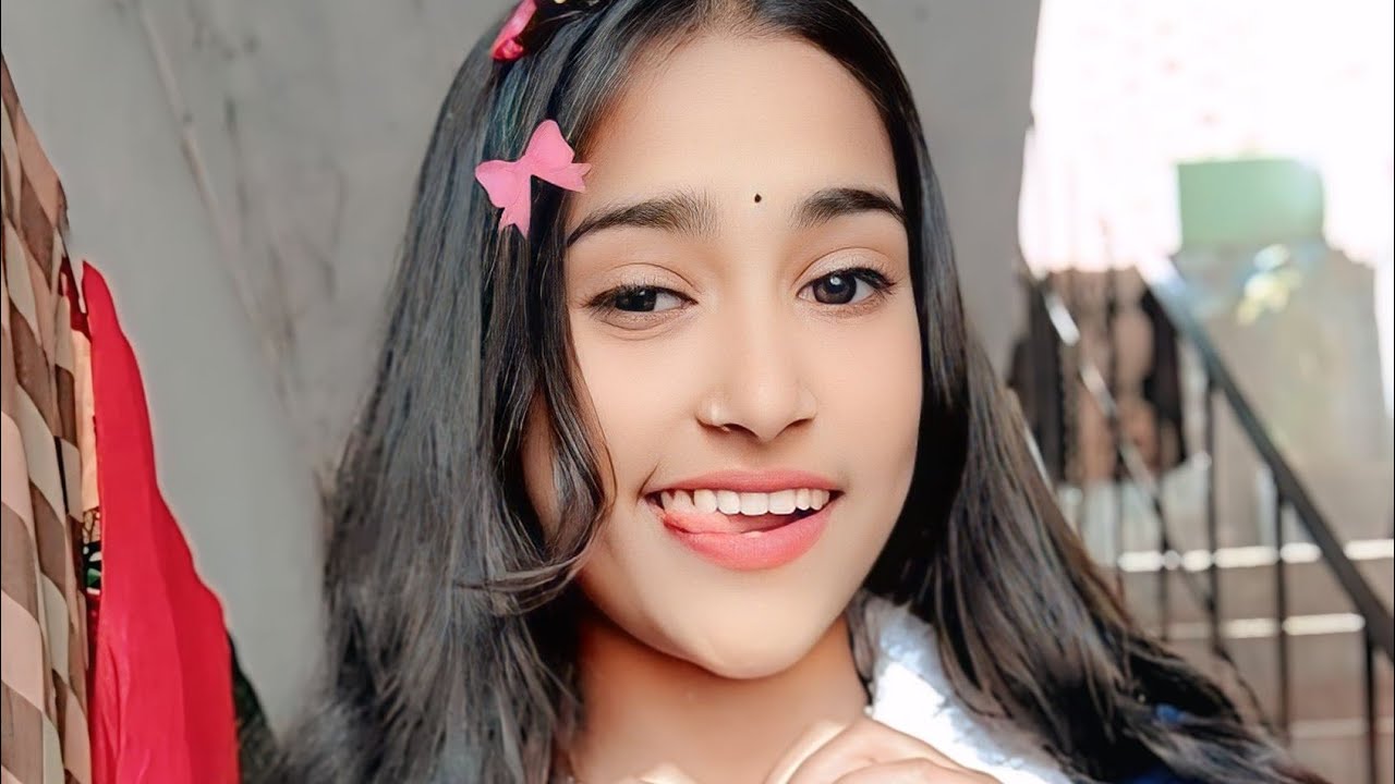 cute payal-7 is live! Radhe radhe ♥️ new year ✨
