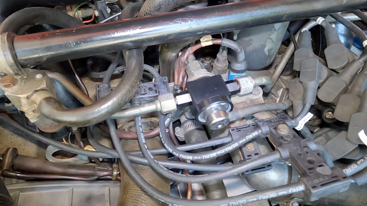 Fuel regulator and dampers replacement, 1985 Porsche 928 S Euro