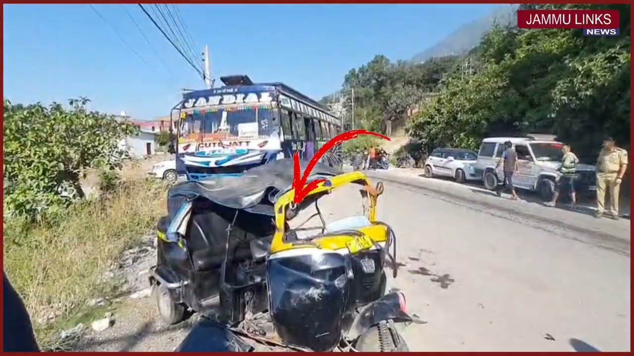 Road crash in Katra leaves three dead