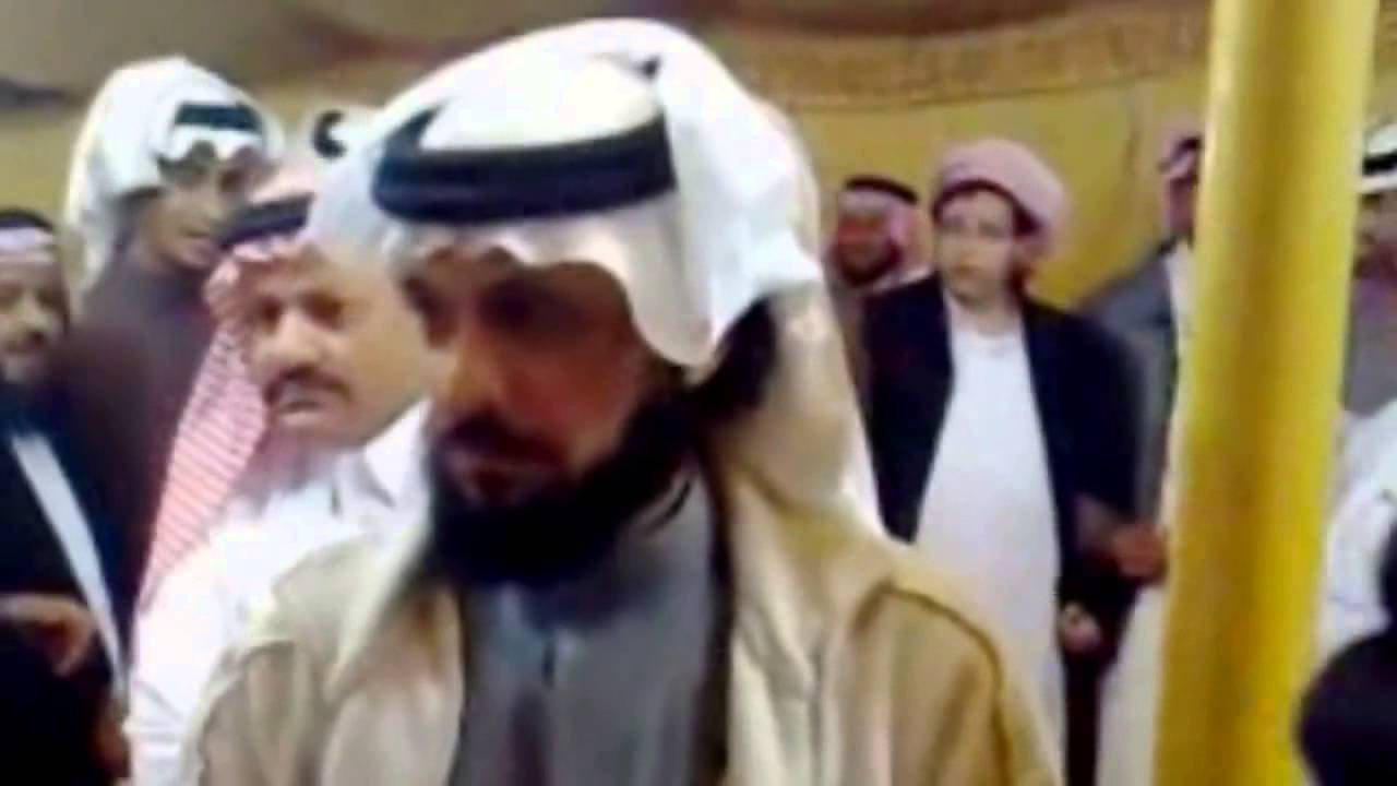 البارحه صحيت بالآهات جيراني