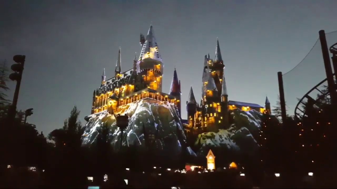 Live At Hogwarts for the Magic of Christmas 2018