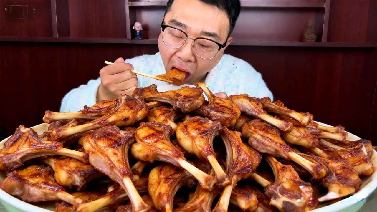 【沉浸式吃播】Duang～的暴击！冬天的快乐，是滋滋冒油的羊排给的！