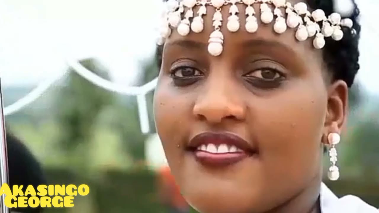 Okuhingira Edinah ..#Abahweju clan Bahima Culture 💕