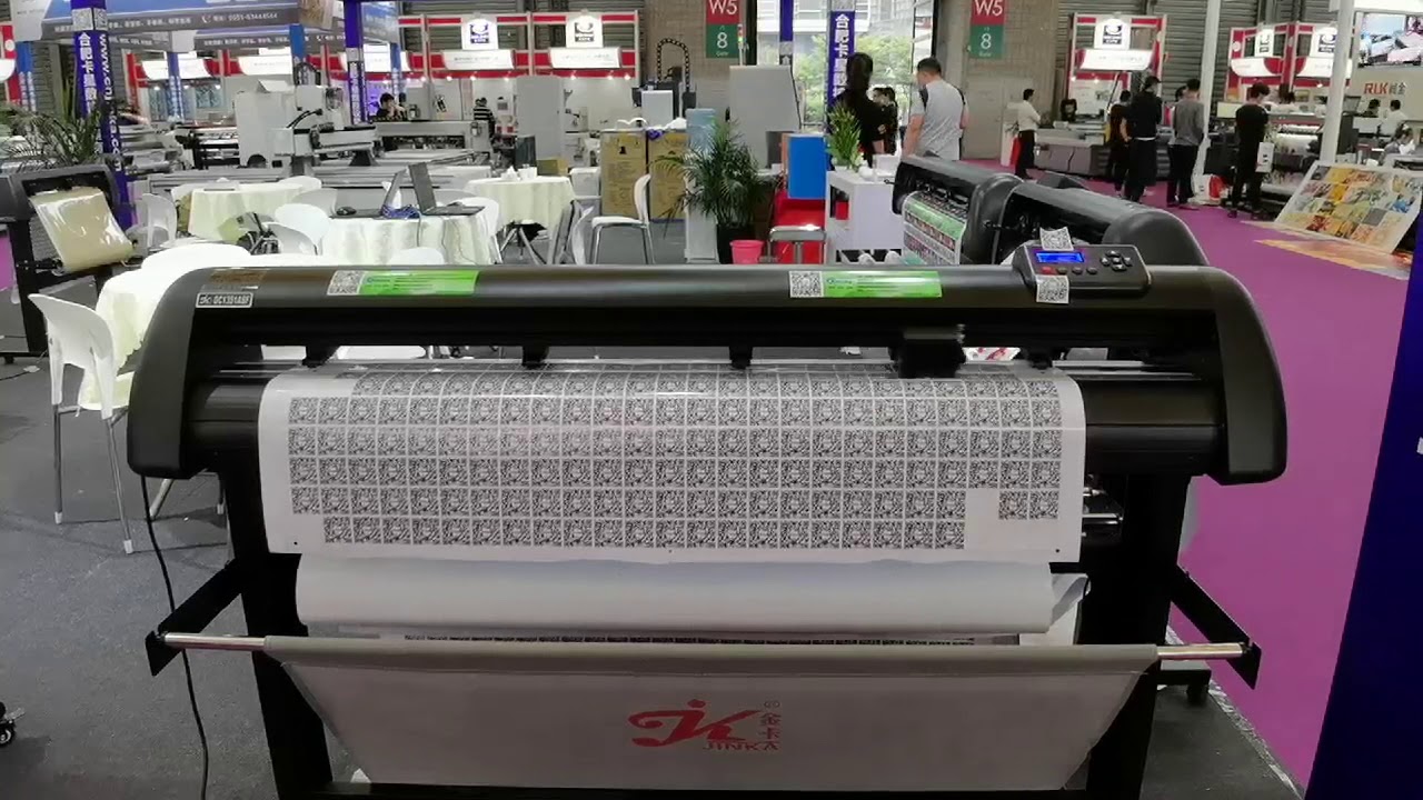 Jinka Cutting Plotter New Servo Motor cutter - GC-1351ASF-CAM working video