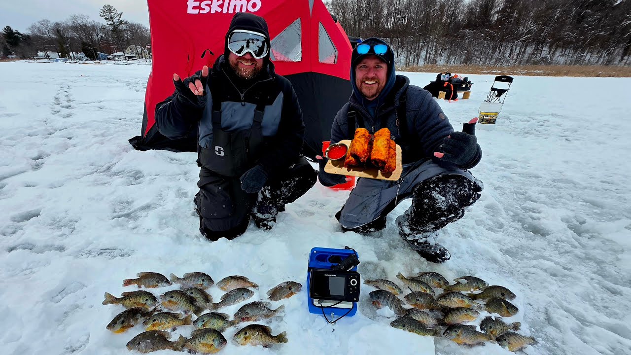 Подледная рыбалка при экстремально низких температурах -14°C!!!...Готовлю самые лучшие яичные рул...