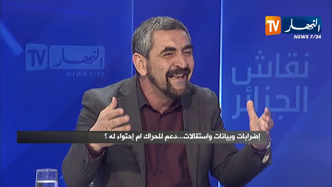 نقاش الجزائر: إضرابات وبيانات واستقالات.. دعم للحراك أم إحتواء له ؟