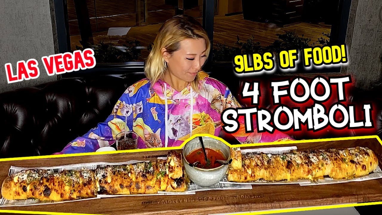 4 FOOT LONG STROMBOLI!!! 9LBS OF FOOD IN Las Vegas!! Tailgate Social in Palace Station #RainaisCrazy