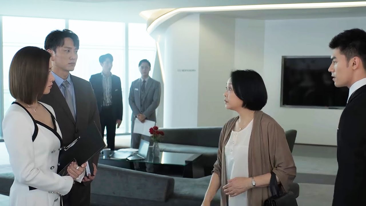 🥣 总裁母亲嫌弃灰姑娘出身不同意婚事，不料灰姑娘收入比总裁高十倍！｜今天的她们 Fry Me to the Moon