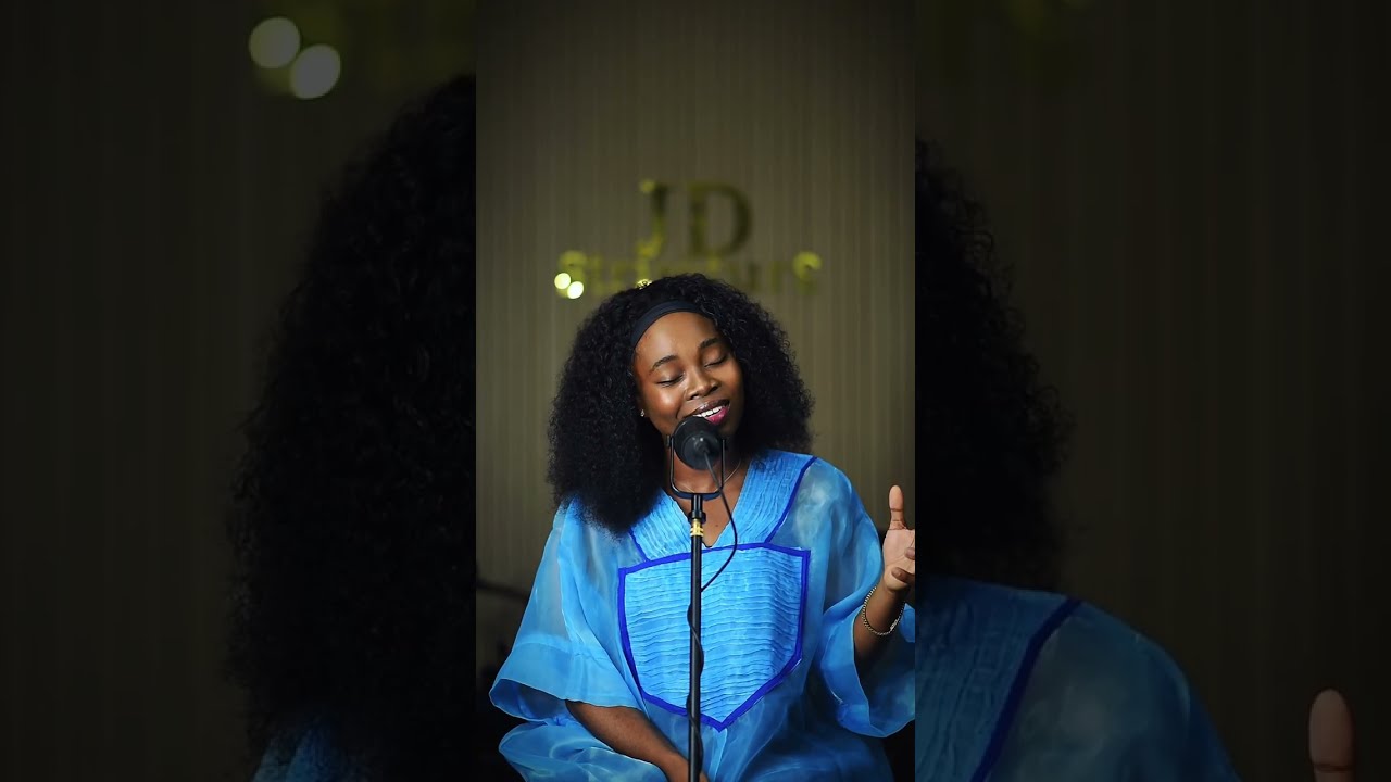 Worship Medley_ Mon âme soupire/Assoiffé/ More than gold/ You deserve the glory 