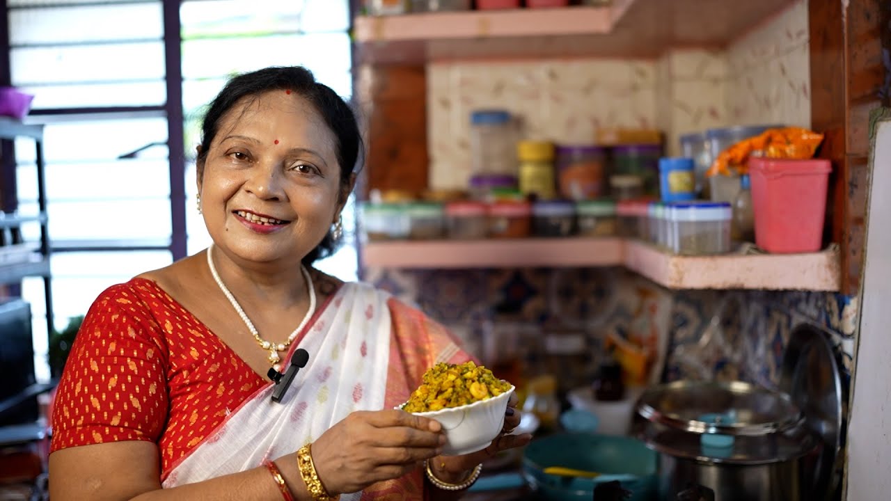 উচ্ছে চিংড়ি | Uchhe Chingri | Bitter Gourd Prawn by Mitar Hesel